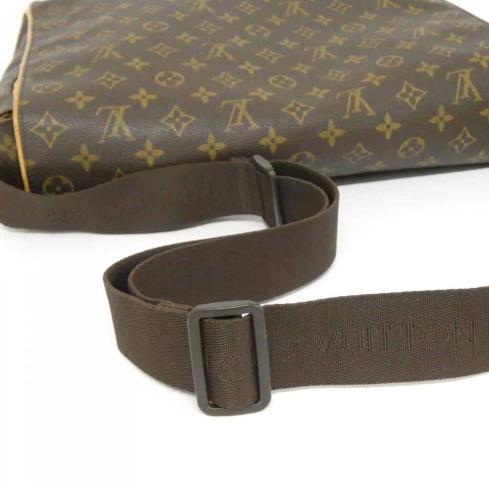 LOUIS VUITTON Brown Monogram Shoulder Bag - Picture 8 of 10